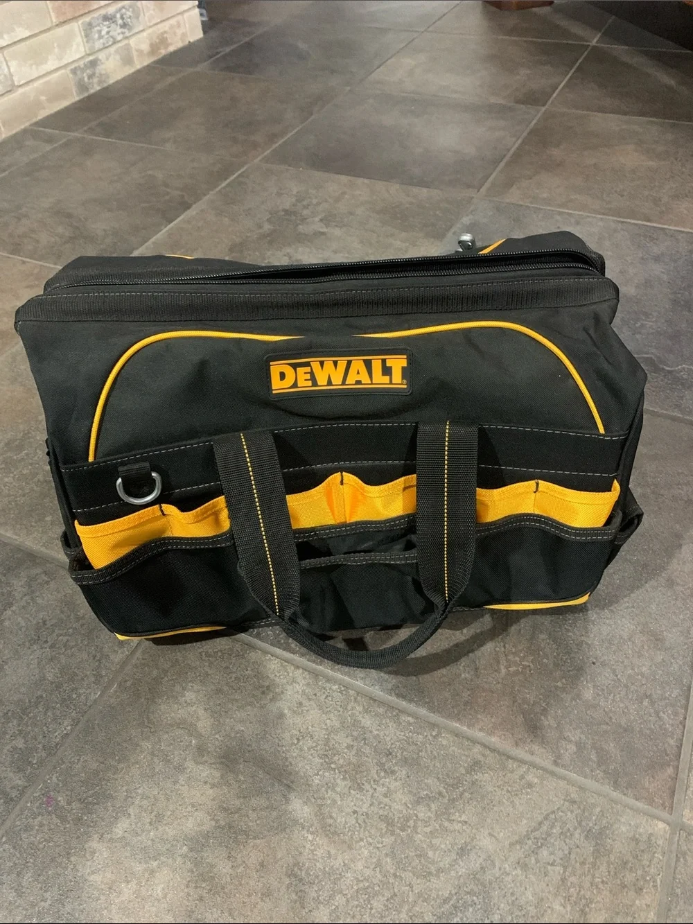Dewalt Contractor Tool Bag